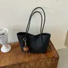Bolsas vintage transfronterizas otoño 2026 nuevo bolso de mano para mujer gran capacidad moderno versátil bolso de hombro bolso de axila