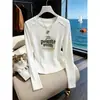 Camiseta de algodón puro gris de manga larga con estampado de espina de pez para mujer, moderna y versátil, corte ajustado y favorecedor