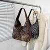Bolsa Cruzada Estampado de Leopardo Versión Coreana 2025 Gran Capacidad Moda Bolso de Hombro Axila Bolso de Mano Bolso Grande para Mujer