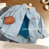 Nova Camisa Listrada Estilosa Estilo Coreano para Meninas da Primavera e Outono, Blusa Versátil da Moda com Manga Longa para Crianças, Tendência de Comércio Exterior