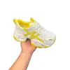 Tênis dad feminino popular com superfície em malha, novo modelo de verão 2025, tênis respirável de malha versátil com sola grossa, sapatos casuais