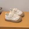 Zapatos para Bebé Niña Estilo Nuevo Primavera y Otoño Zapatos para Niños Pequeños Zapatos Florales para Bebé Tenis de Suela Suave Zapatos de Lona para Niños Zapatos para Niñas