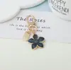 Chaveiro Pingente Flor de Esmalte em Liga Metálica Transfronteiriço Doce e Fofo Flor de Cerejeira Flor de Ameixa Decoração para Bolsa Capa de Fone de Ouvido