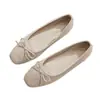 Zapatos de mujer retro estilo francés de suela blanda, nueva colección otoño 2026, estilo de noche con lazo, planos, tipo ballet, Mary Jane