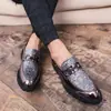 Outono de 2022 Novo Negócios Masculino Britânico Casual Couro Sapatos Tendência Brilhante Couro Sapatos de Trabalho Transfronteiriço Tamanho Grande Couro Sapatos