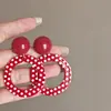 Pendientes Maillard de Alta Gama Color Rojo Ankora para Mujer Año Nuevo y Navidad Pendientes Elegantes Diseño de Nicho Otoño e Invierno