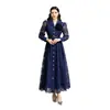 Suministro Directo de Fábrica Vestido Largo Bordado con Encaje Traje de Principios de Otoño Cuello de Traje Manga Larga Broche Tridimensional Vestido de Fiesta para Mujer