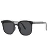 Gafas de Sol de Moda 2025 Gafas Trendy Ultraligeras Protección Solar Plegables de Gama Alta Gafas Populares con Puente Nasal 23003