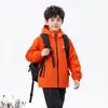 Jaqueta Outdoor 3 em 1 para Meninos 2026 Nova Coleção Primavera/Outono para Crianças de Média/Maior Porte Impermeável Corta-vento Roupa de Montanhismo Jaqueta