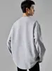 Sudadera con capucha de camiseta de manga larga con cuello en V pequeño y textura otoñal retro americana para hombre, capa base simple y holgada de color liso