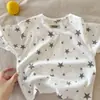 Camiseta Básica Infantil 2026 Primavera e Outono Nova Camiseta de Manga Longa com Estampa de Estrela para Crianças Pequenas, Amiga da Pele e Respirável, Top Moderno