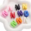 Cuentas Acrílicas de un Solo Color con Agujero Grande de Números y Letras para Cadenas de Teléfono Hechas a Mano, Decoraciones de Bolsas y Materiales para Colgantes