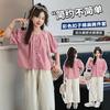 Traje de verano para niñas 2024, nuevo conjunto de dos piezas de camisa holgada estilo occidental para muñecas y pantalones casuales para niños.