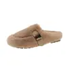 Nuevas pantuflas de felpa cálidas de estilo otoño e invierno, de punta cerrada, de alta gama, para mujer, adecuadas para usar en exteriores, slip-ons peludos de suela plana 2026
