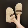 Chinelos fofos, estilosos e modernos, estilo coreano, com sola grossa, que aumentam a altura, para mulheres, nova coleção outono/inverno 2026, quentes e estilosos, perfeitos para mulheres baixinhas