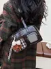 Bolso Boston Casual de Mano Estilo Coreano para Mujer 2026 Modelo Nuevo de Primavera Bolso de Hombro o Axila Casual de Gama Alta con Estilo