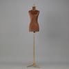 Loja de noivas Modelo Adereços Vestido de noiva Xiuhe Meio Comprimento Feminino Expositor Profissional Roupas Manequim Suporte Modelo Dourado