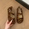 Zapatos de mujer retro estilo francés Mary Jane poco profundos, modelo nuevo 2026, zapatos planos versátiles de suela blanda con una sola correa
