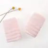 Toalla de Algodón Clase A 32S Peinado Suave Absorbente Algodón para el Hogar Adulto Cara Souvenir Venta al por Mayor Personalización