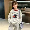 Camiseta a rayas elegante de manga larga para niñas, nueva moda de primavera y otoño, camiseta básica de cuello redondo estilo coreano para niños mayores