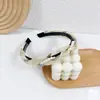 Tiara de Pérola com Cristais Super Feérica para Mulheres, Renda, Elegante, de Alta Qualidade, Luxo Leve, Tiara Torcida, Acessório de Cabelo Requintado, Grampo de Cabelo