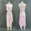 Conjunto de dos piezas de verano sexy con estampado, top satinado de amarre y falda para mujer, marca independiente, estilo nuevo 2026