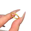 Anillo de Ala de Pluma Dorada Estilo Mismo de Xiaohongshu para Mujer, Diseño de Nicho Ins, Anillo Elegante de Lujo Ligero Retro Francés