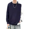 Suéter casual de punto estilo americano con bloques de color para hombre, marca de moda otoño/invierno, aspecto de alta gama, top de capa interior para hombre con contraste de color