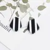 Versión coreana de pendientes pentagonales redondos de costura de color acrílico pendientes Joyería DIY pendientes Accesorios hechos a mano material