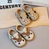 Sapatos Infantis de Couro Vazados com Desenho de Coelho, Nova Moda Primavera/Verão 2026, Sapatos de Princesa para Bebês Meninas