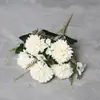 Buquê de Crisântemo Artificial Pequeno Buquê Salão de Casamento Flor de Mão Decoração de Casa Venda Quente Transfronteiriça Crisântemo de Tênis de Mesa Artificial