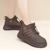 Zapatos de Algodón Nuevos de Invierno para Mujer Dropshipping Zapatos Transfronterizos Botas de Algodón Engrosadas Resistentes al Frío para Mujer Zapatos de Madre Slip-On