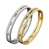 Pulseras de Acero de Titanio para Niñas, Joyería con Números Romanos, Pulseras de Acero Inoxidable de Lujo Ligero de Nicho que Se Pueden Mojar, No se Desvanecen y Versátiles