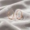 Brincos de argola lisos com corte diamante estilo europeu e americano, círculo de metal brilhante minimalista de nicho de alta qualidade, versátil