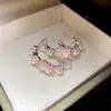 Brincos de Agulha Prata com Diamantes e Pérolas, Design de Flor com Gotejamento de Óleo, Brincos Versáteis da Moda, Brincos de Luxo Leve de Alta Qualidade com um Design Único