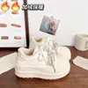 Sapatos Plataforma Brancos Fofos e Originais para Mulheres, Sapatos de Inverno com Sola Grossa, Novos Loafers Chiques de Nicho Estilo Coreano, Tênis Versáteis