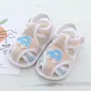 Sandálias de bebê sapatos para crianças pequenas com sola de borracha sapatos de bebê macios antiderrapantes sapatos para bebês recém-nascidos crianças no verão atacado