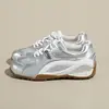 Sapatos Leves de Argan Primavera/Verão Versáteis Sapatos de Treino Alemães 2026 Novo Estilo Salto Escondido Respirável Esportivo Casual Retro Feminino