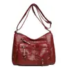 Bolsa de Ombro Feminina Mais Vendida no Exterior Couro PU Macio Grande Capacidade Multifuncional Transversal Bolsa Transversal Simples Retrô para Mãe
