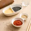 Plato de salsa de cerámica blanca pura con doble rejilla, plato para mojar, olla caliente, barbacoa, salsa creativa, plato pequeño, salsa doméstica, vinagre, condimento.