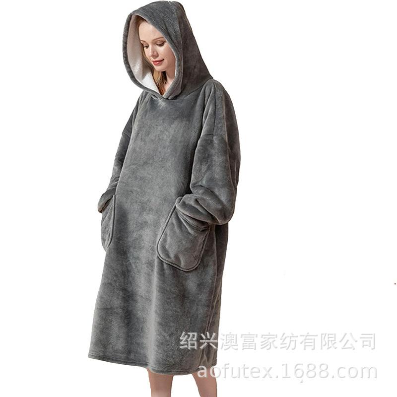 深灰色