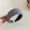 Faixa de cabeça de esponja com estampa de leopardo Maillard para outono e inverno, faixa de cabeça retrô de aba larga e alta, versátil para o uso diário, presilha de cabelo, acessório de cabelo