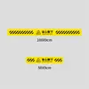 Cuidado, adesivos de piso antiderrapantes e resistentes ao desgaste, placas, placas deslizantes estreitas, preste atenção ao aviso de segurança sob os pés, linha de um metro