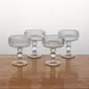 Copo alto estampado estilo ins, um copo de coquetel mini com design exclusivo, um copo para bebidas criativo, uma taça de martini e uma taça de sobremesa