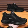 Zapatos de Hombre 2026 Otoño Nueva Llegada Zapatos Deportivos sin Cordones Zapatos Casuales para Hombre Modernos Versátiles Cómodos Resistentes al Desgaste Zapatos de Trabajo