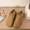 Moda 2026 nuevo estilo para aumentar la altura otoño suela gruesa versátil plataforma slip-on corte profundo zapatos tipo Birkenstock para mujeres petite