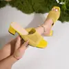 Celebridade da Internet Emagrecimento Moda Sandálias de Malha Temperamento Verão Novo Bico Quadrado Aberto Chinelo Rede Grande Tamanho Estilo Ocidental