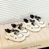 Tênis de Skate Baixo para Meninos e Meninas 2026 Outono Novo Estilo Coreano Fashionável Solado Macio Antiderrapante para Crianças Médias e Grandes Tênis de Skate Casual Esportivo