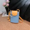 Bolsas Femininas da Moda Atacado do Fabricante, Bolsas Pequenas Transversais de Verão, Novas Bolsas Quadradas Mini de PU para Meninas, Bolsas Estilosas para Celular para Caminhada