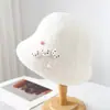 Venta al por mayor 25 Años Otoño e Invierno Nuevo Disparo Real Sombrero de Pescador Engrosado Estilo Extranjero Resistente al Frío Dibujo Animado Lindo Orejas de Oso Felpa
